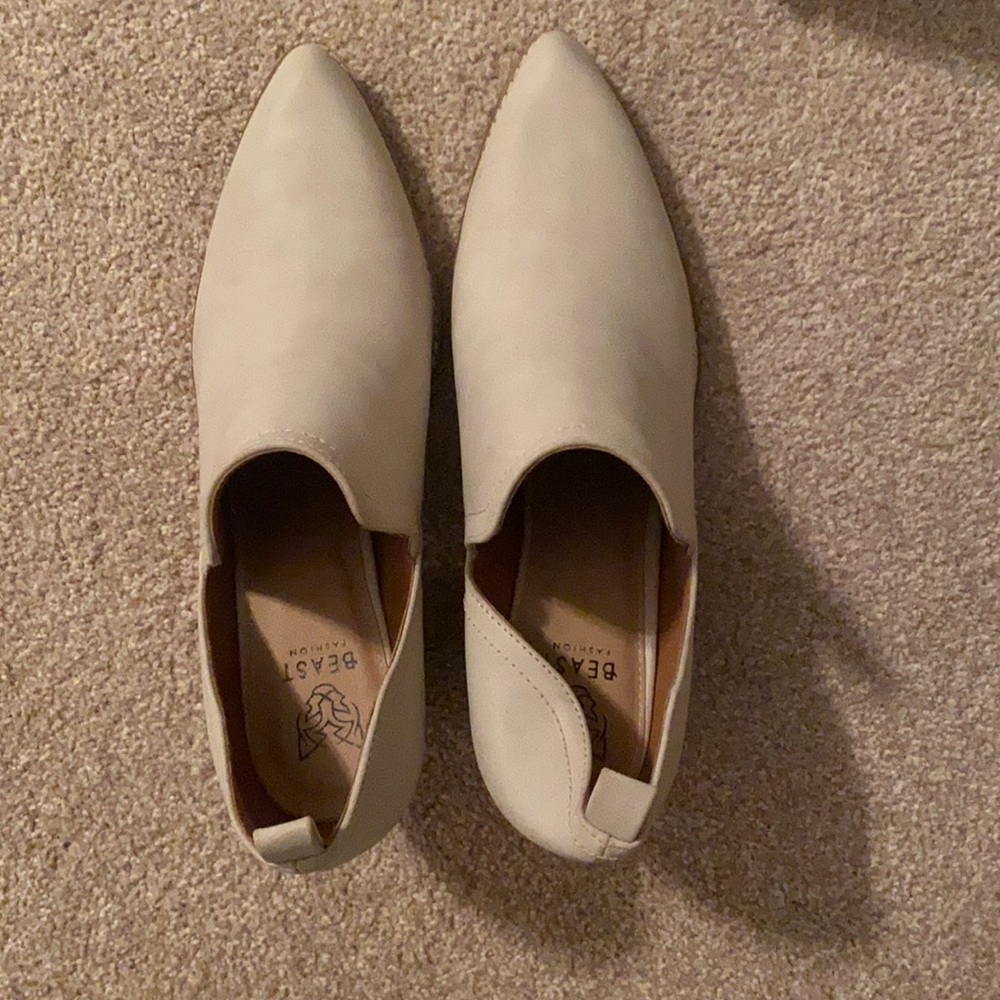 Size 10 Tan Booties NWOT